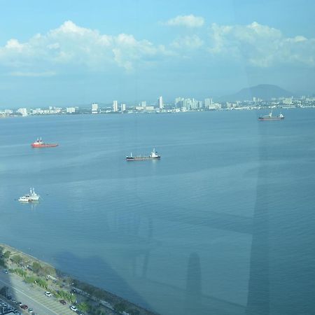 Maritime Suites Duplex Marvelous Sea View Τζωρτζ Τάουν Εξωτερικό φωτογραφία