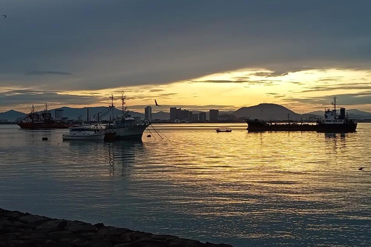 Maritime Suites Duplex Marvelous Sea View Τζωρτζ Τάουν Εξωτερικό φωτογραφία